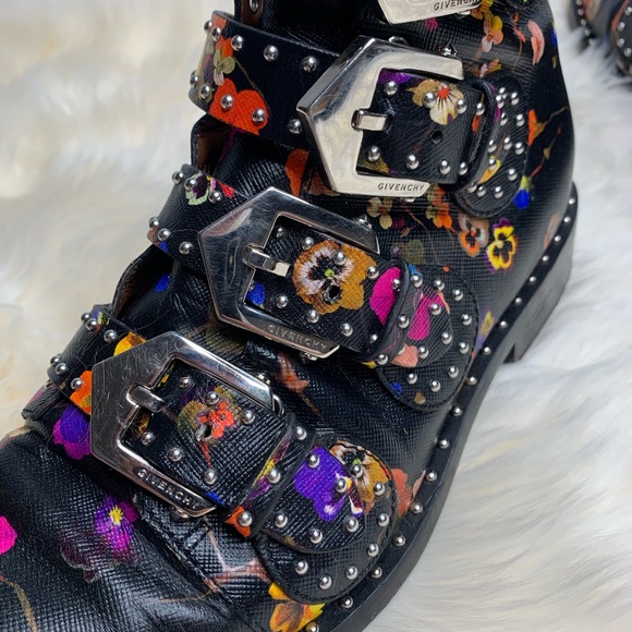 Givenchy Floral Print Ankle Boots🌸 - Picture 5 of 8